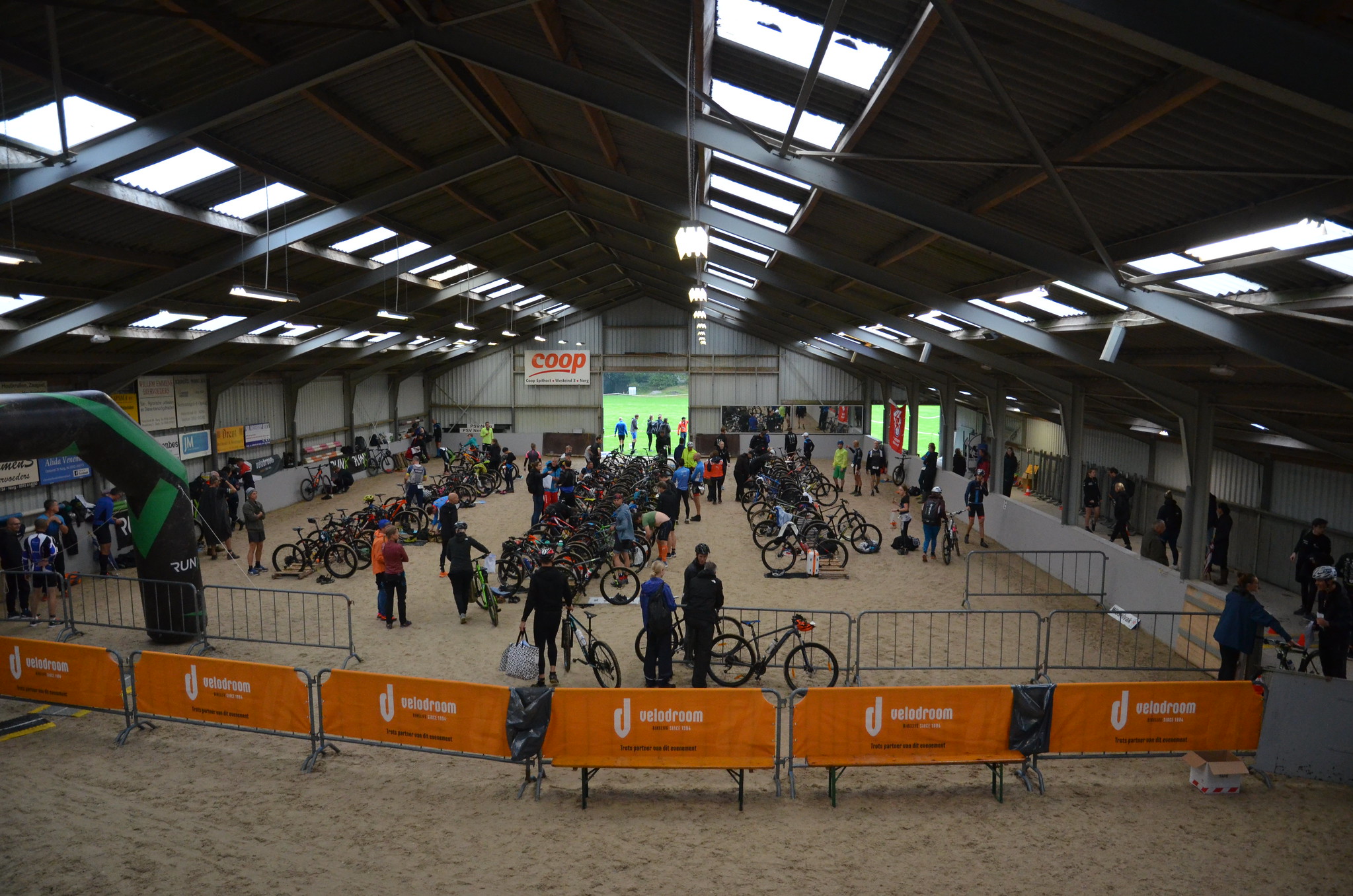 Zondag 16 maart 2025 gaan we weer crossen: de inschrijving is open!